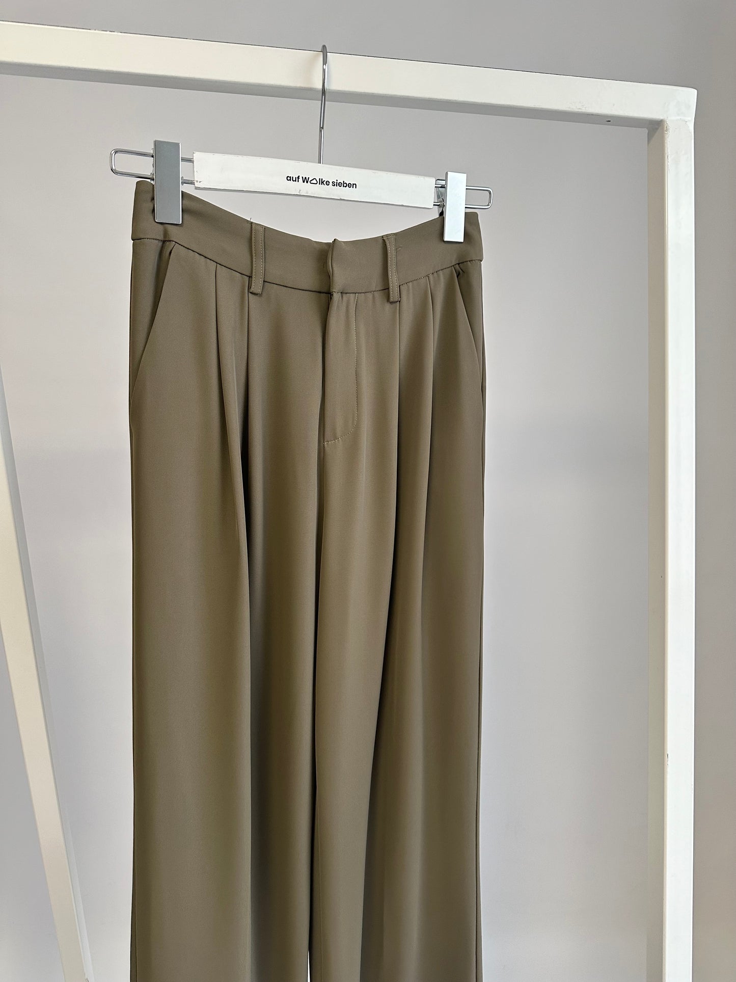 TWILLHOSE OLIVE