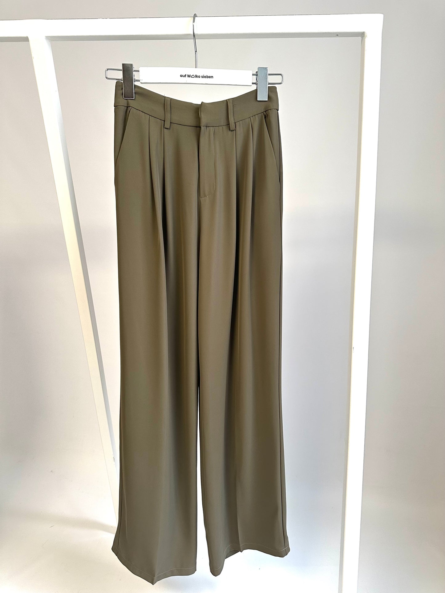 TWILLHOSE OLIVE