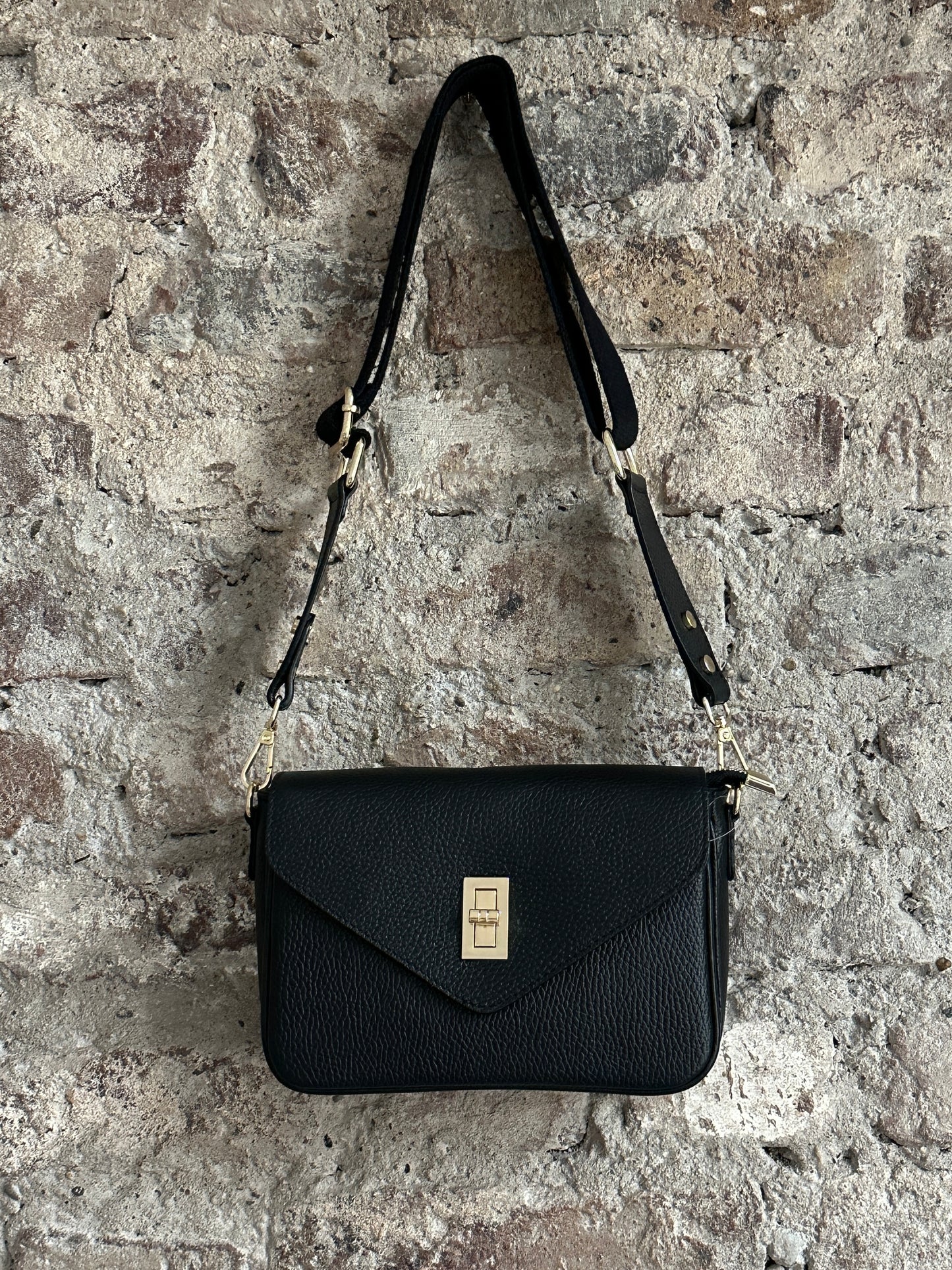 LEATHER HAND BAG
