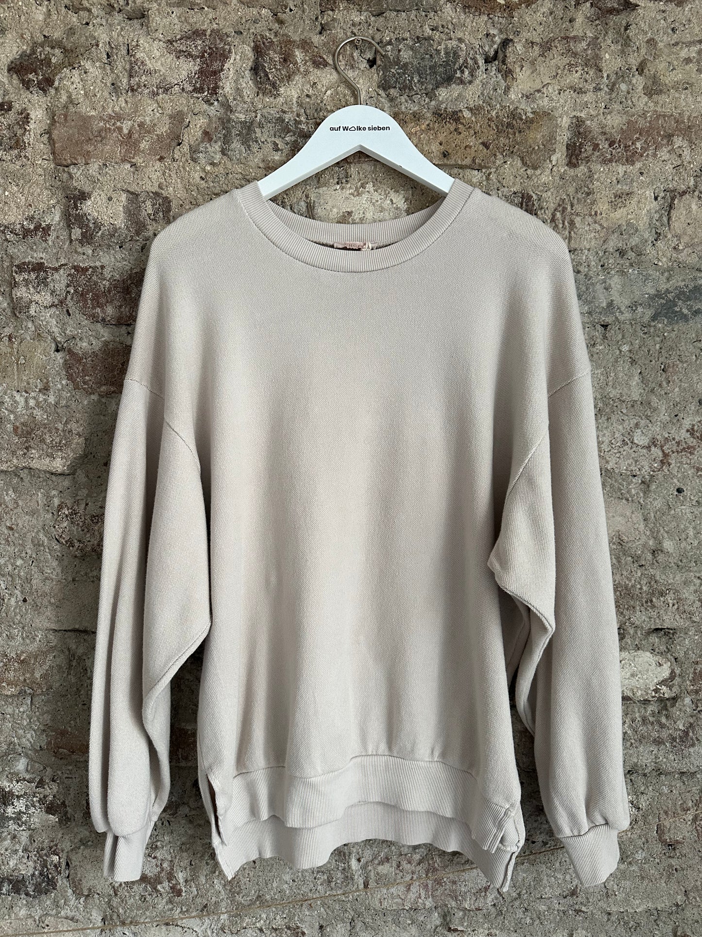 BASIC SWEATER BEIGE