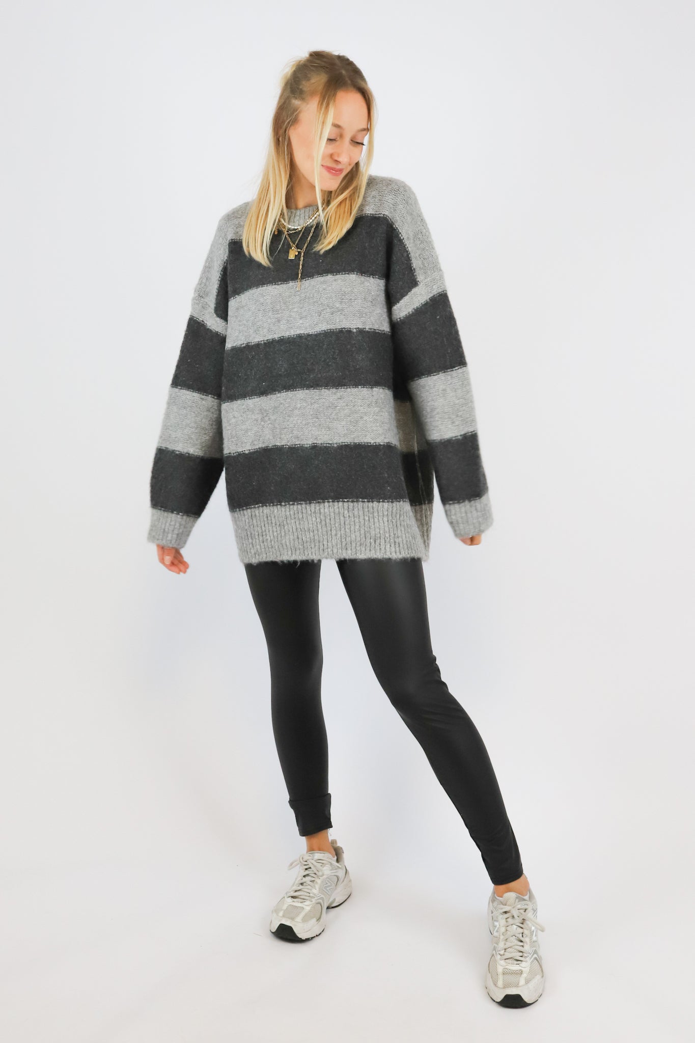 COZY PULLOVER STRIPES GREY
