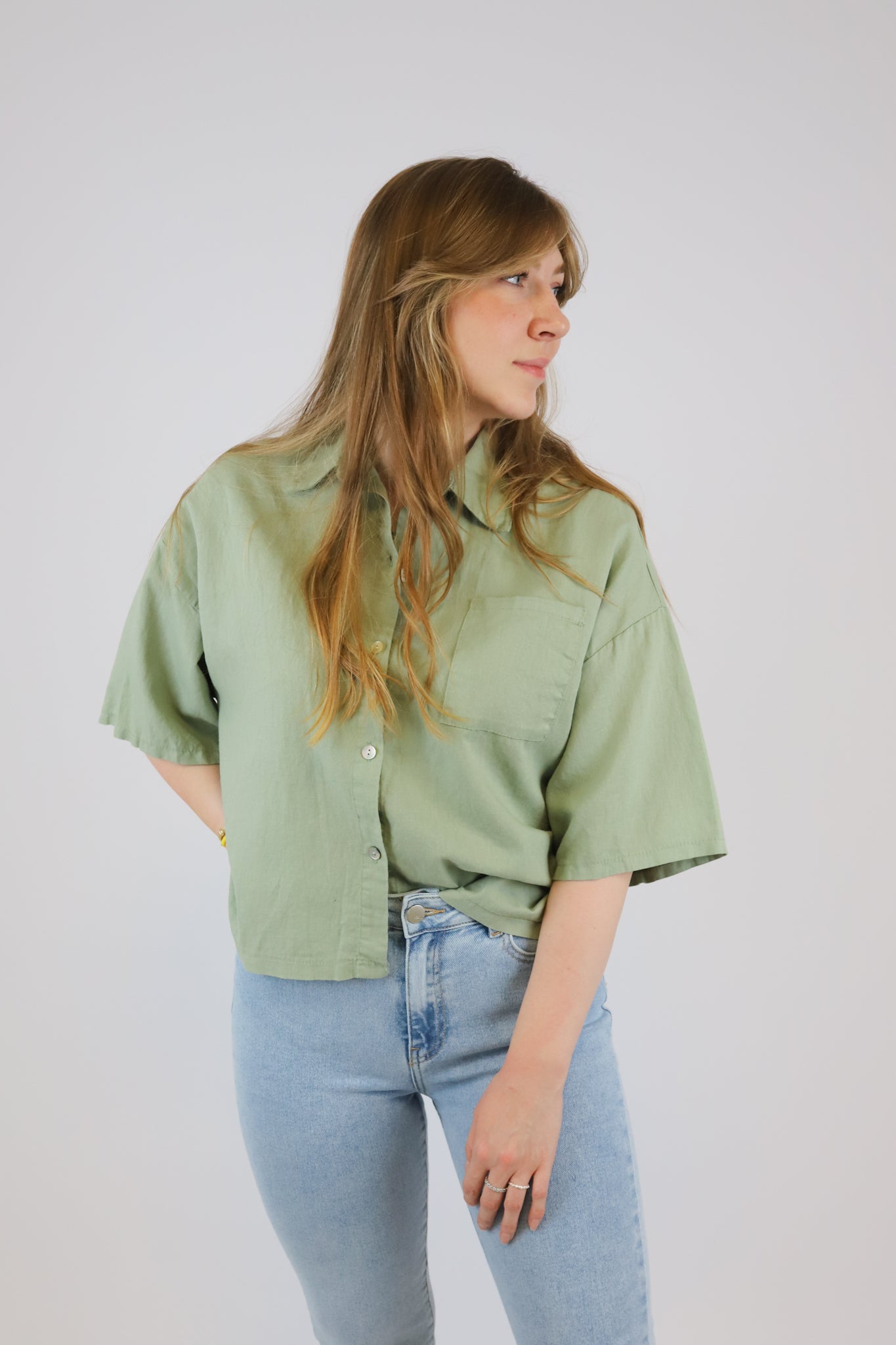 LINEN BLOUSE MATCHA