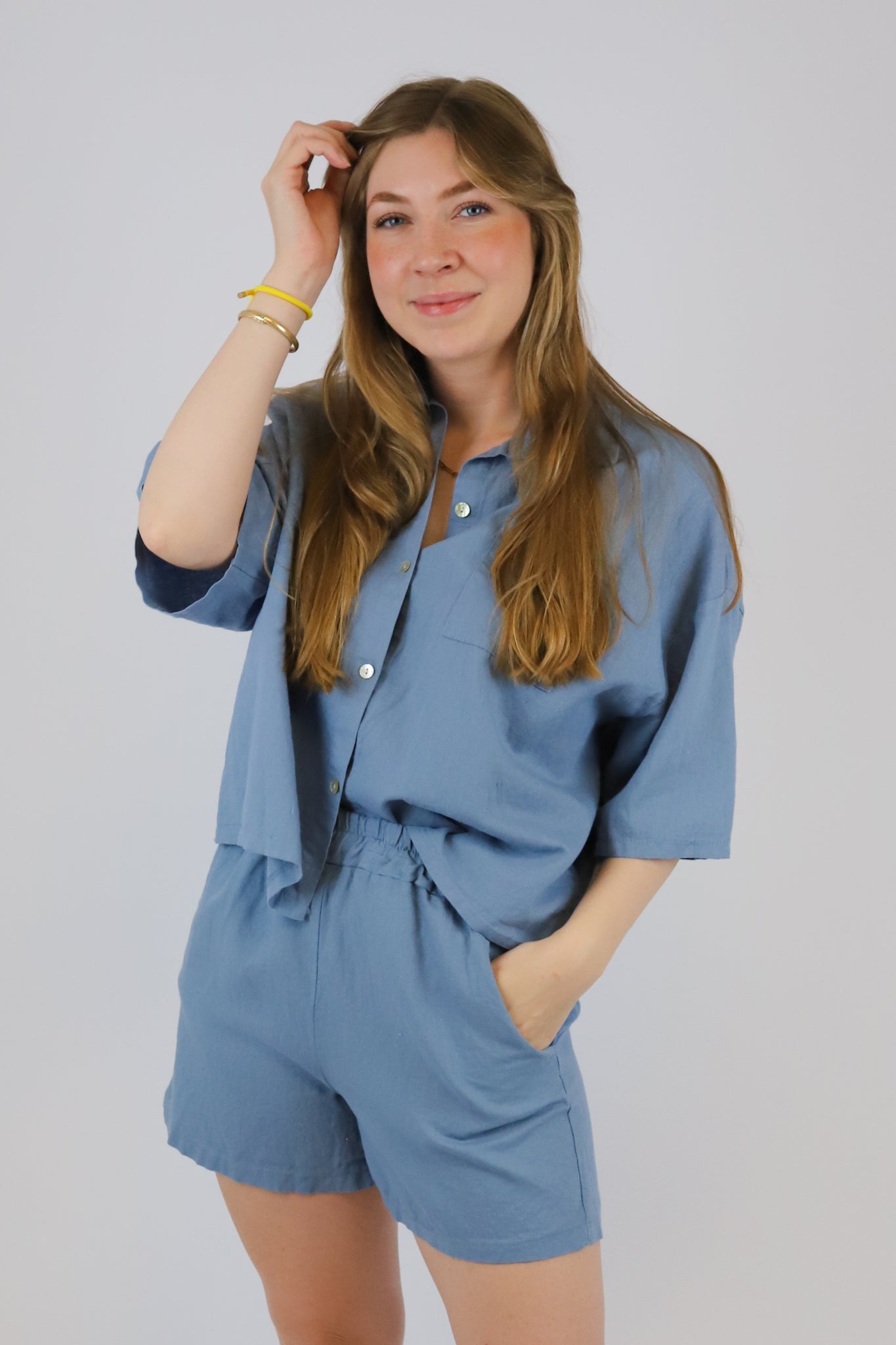 LINEN BLOUSE BLUE