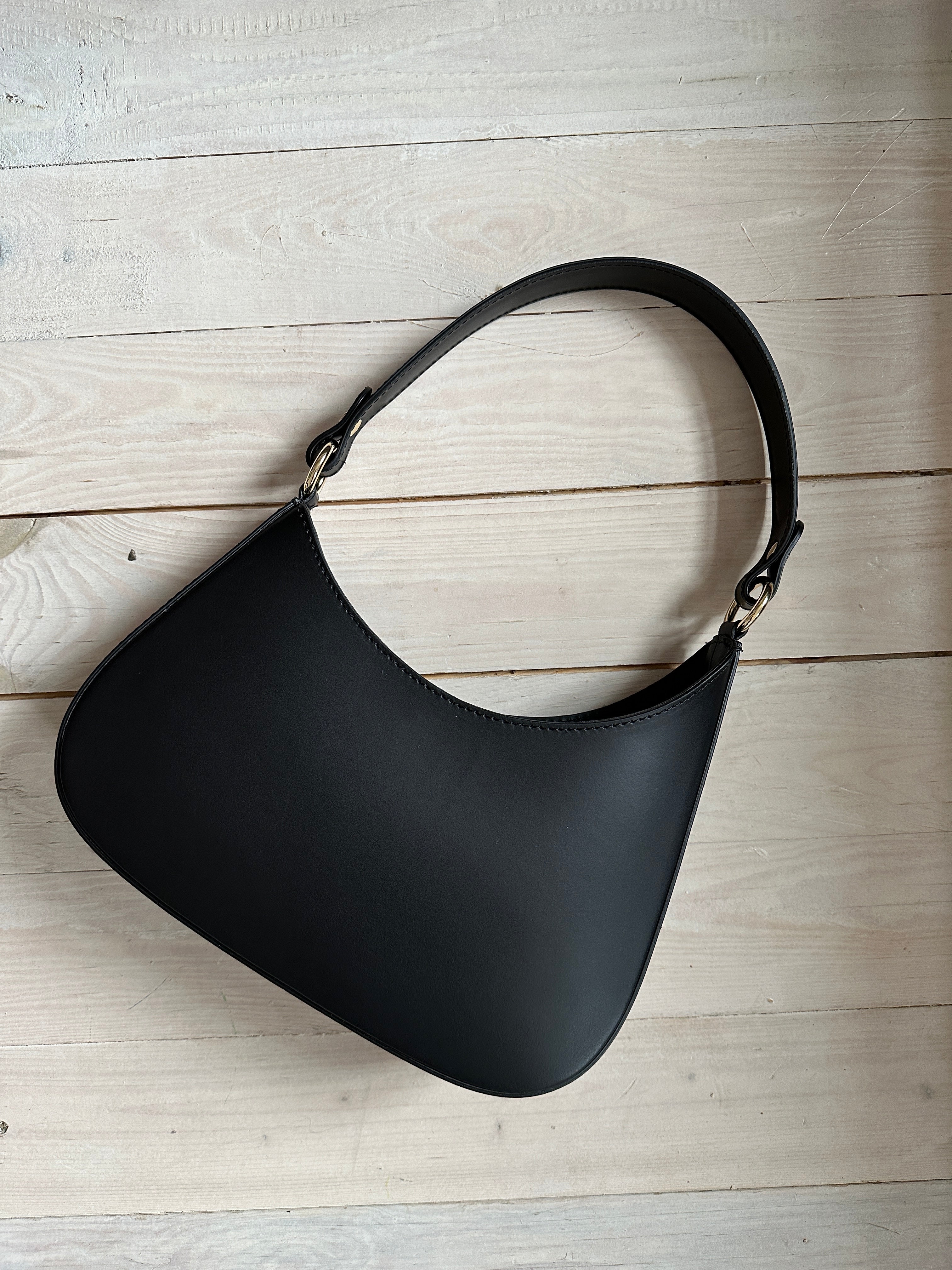 HALF MOON BAG BLACK aufwolkesieben