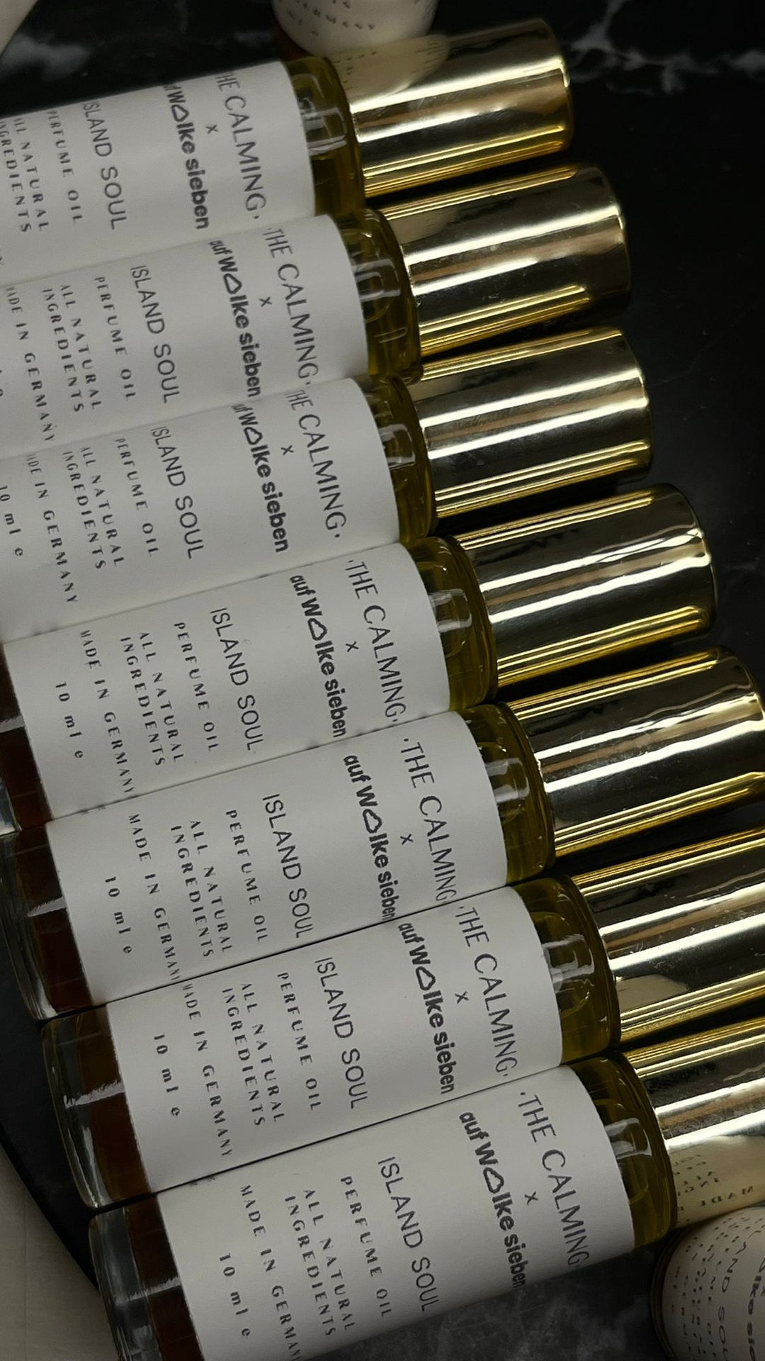 ISLAND SOUL  X   auf wolke sieben

PERFUME ROLL ON