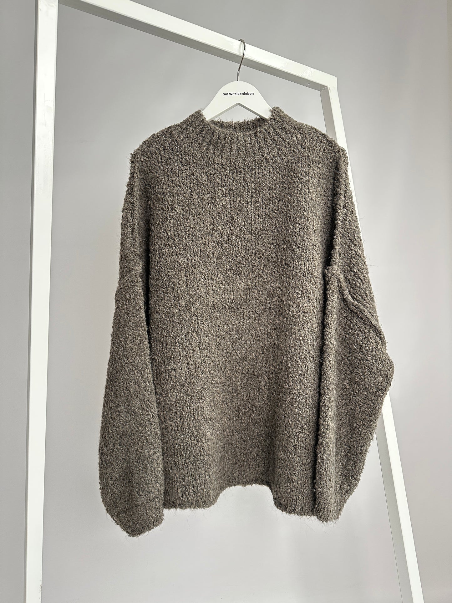 WIDE TEXTURE PULLOVER BROWN