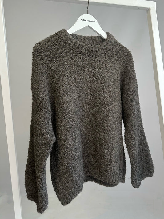 TEXTURE ROUND PULLOVER BROWN