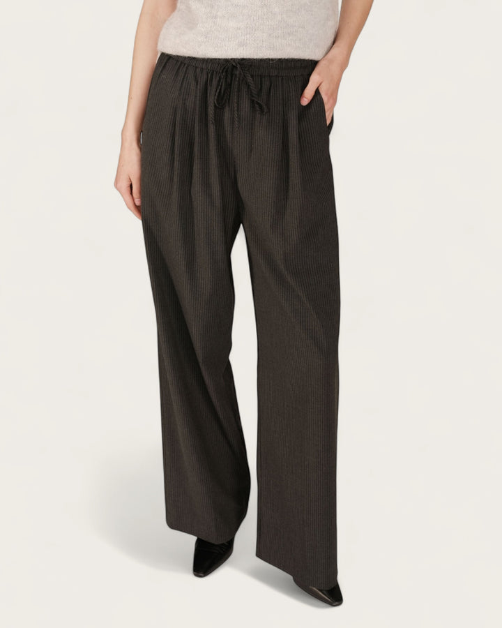 STAY TROUSERS