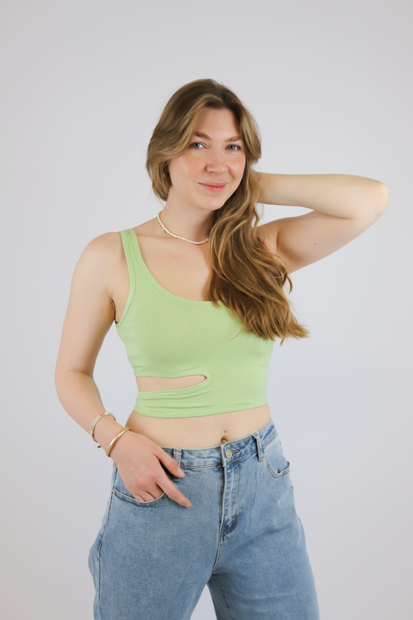 CROPTOP CUT-OUT GREEN