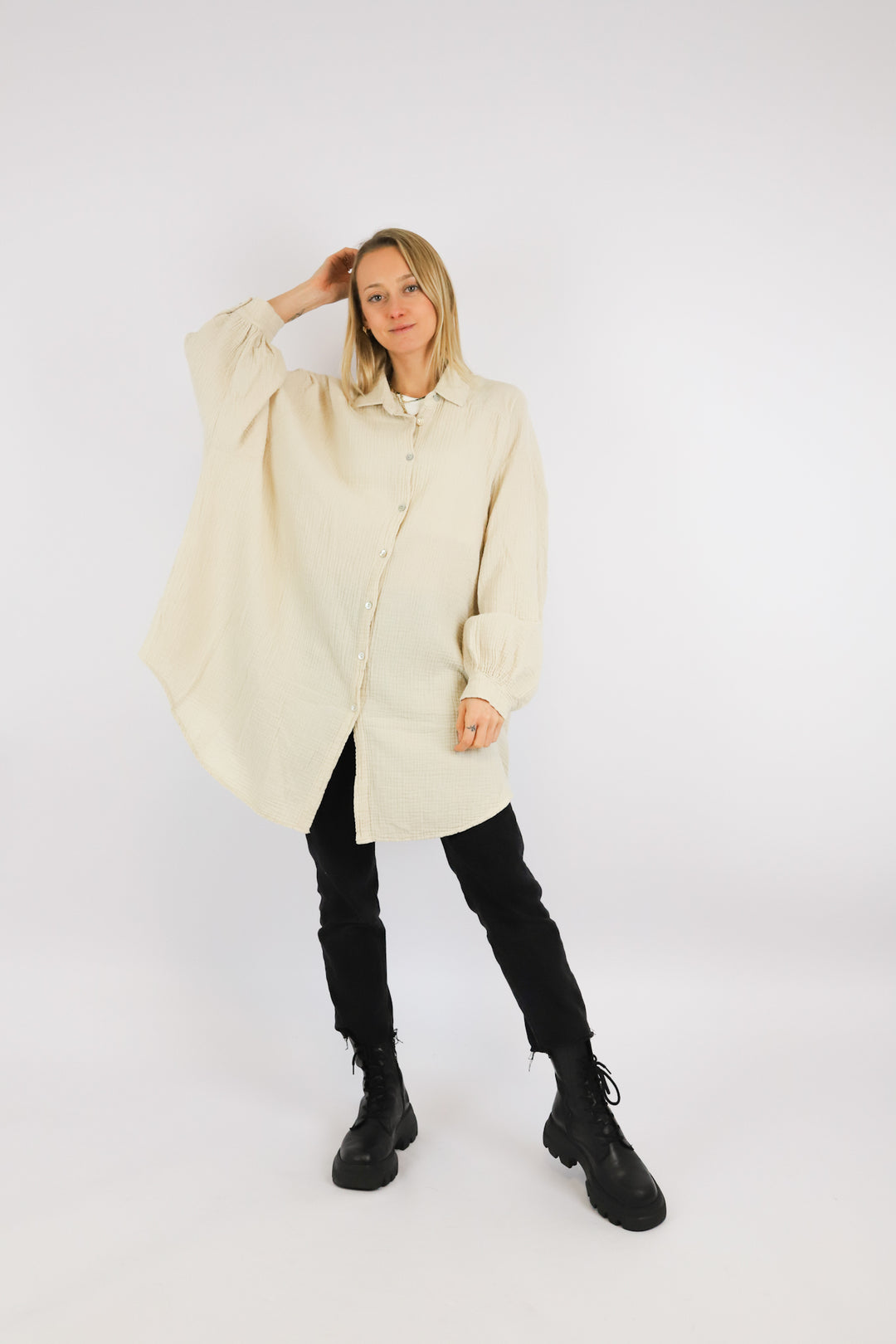 ELINA BLOUSE BEIGE