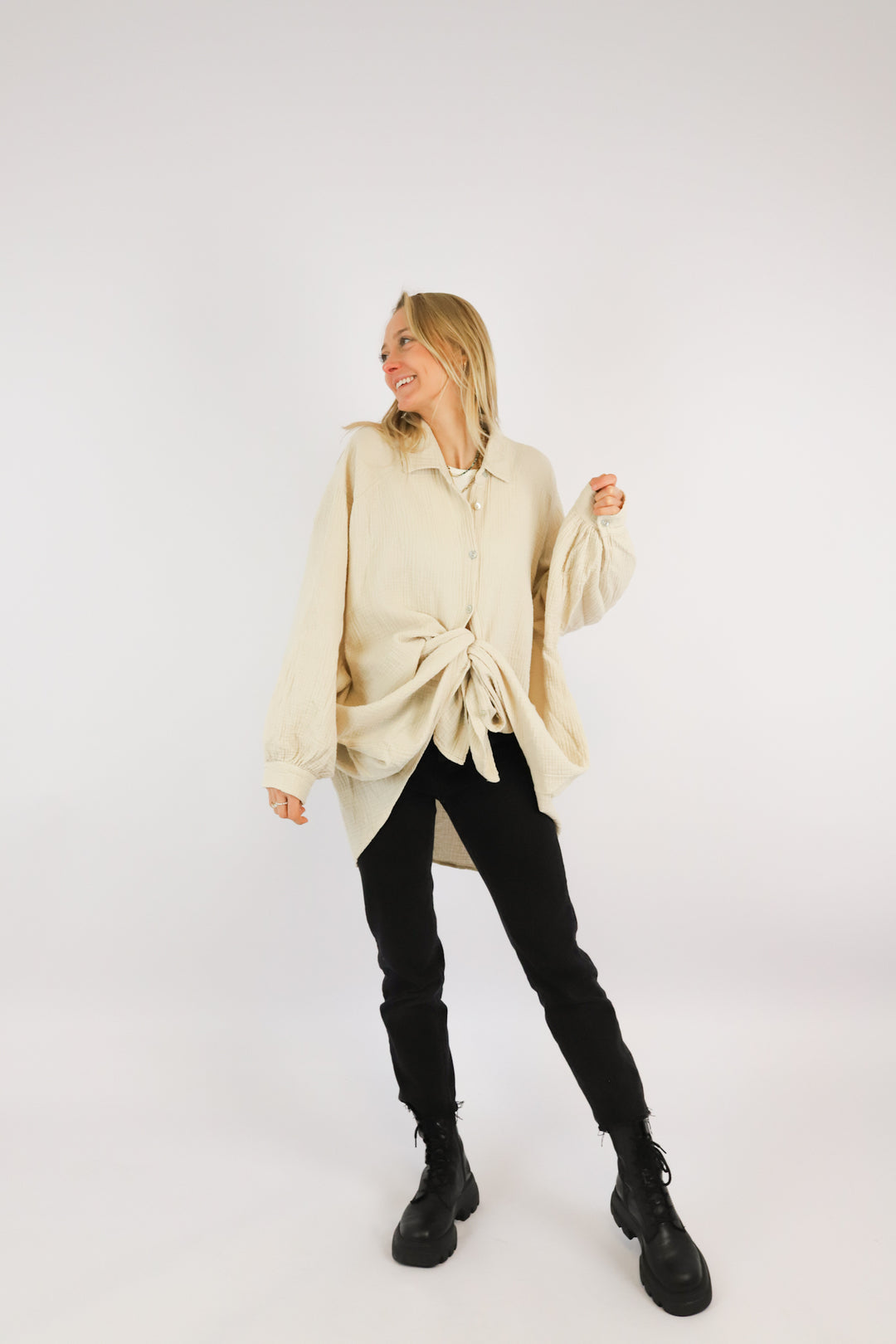 ELINA BLOUSE BEIGE